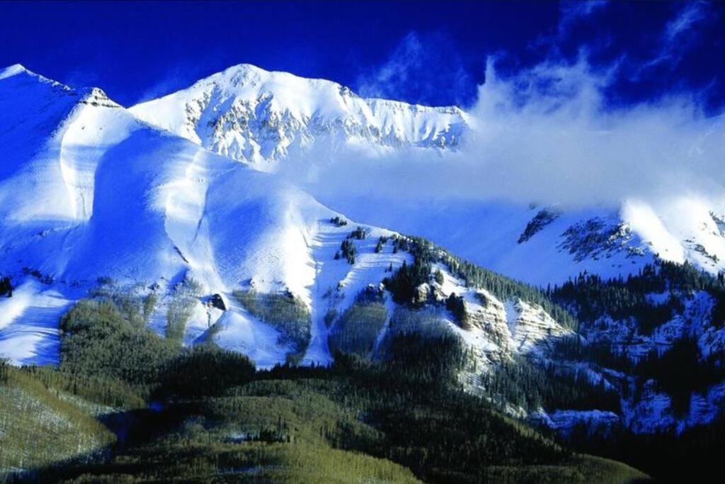 Blue Collar Boutique: Affordable Adventure Aparthotel Telluride Luaran gambar